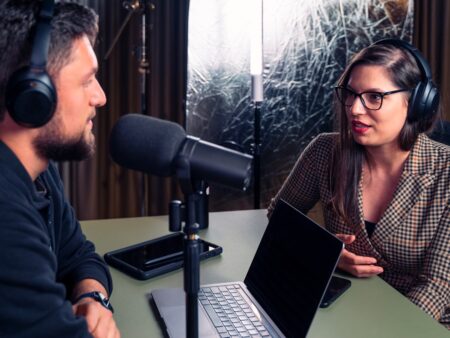 What Makes a B2B Podcast Actually Work? A Founder’s Guide to Shows That Drive Pipeline