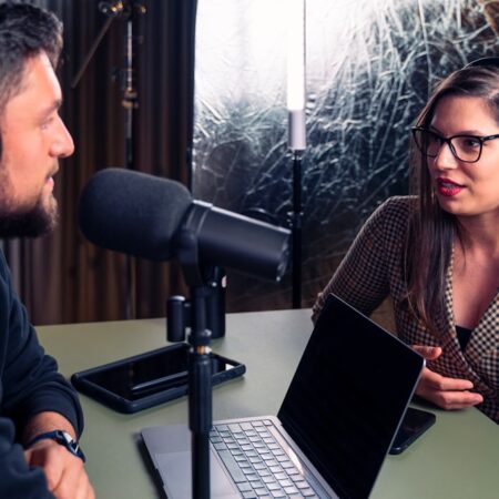 What Makes a B2B Podcast Actually Work? A Founder’s Guide to Shows That Drive Pipeline